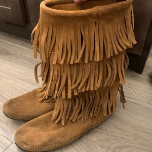 Moccasin boots